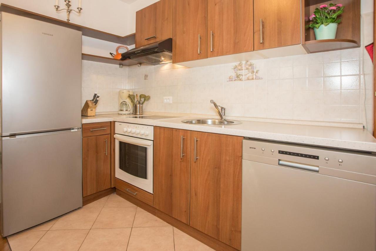 Apartment Bela Poreč Kültér fotó